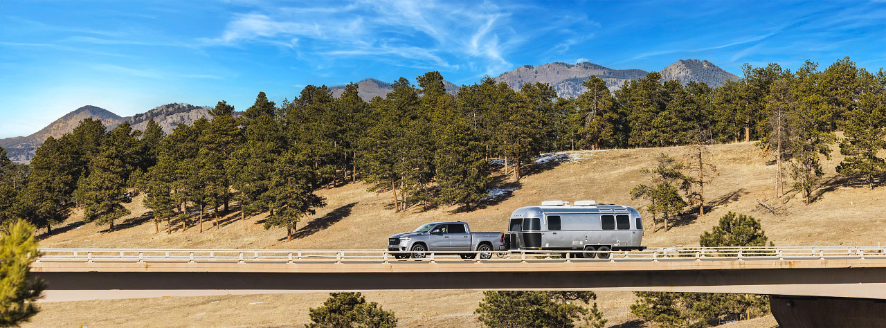 Travel Trailer Dealership near Me